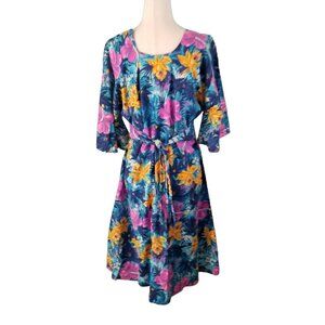 Vintage Hawaiian Dress Summer Vacation Tropical Flowers Luau Hawaii Hibiscus